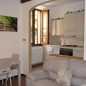 serbelloni-holiday-apartment-20.it-lombardy.com/