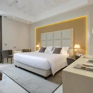 aleph-rome-hotel-curio-collection-by-hilton.it-romehotels.com/